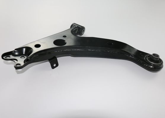 Un buen precio. Partes de la suspensión inferior para el Toyota Corolla Compact (E10) 1992-1999 en línea